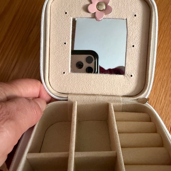 Other - Mini Jewelry Organizer - Zippered with Mirror NWOT